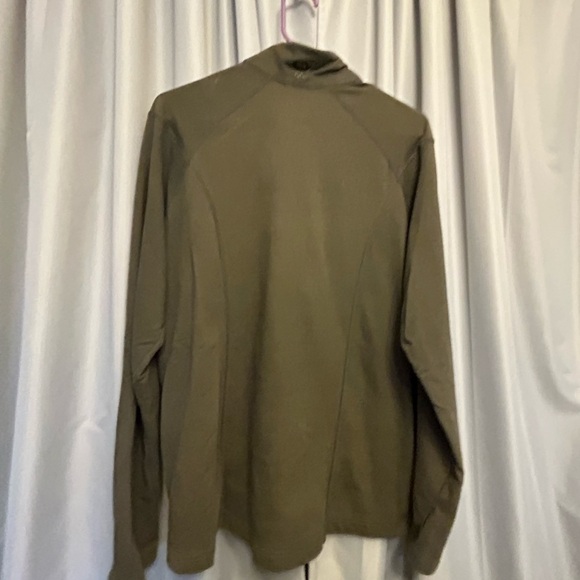 50%off w♥️ 
Mountain Hardwear 1/2 Zip Sweater Athletic Men #3 🐊. thumb holes - Picture 4 of 7